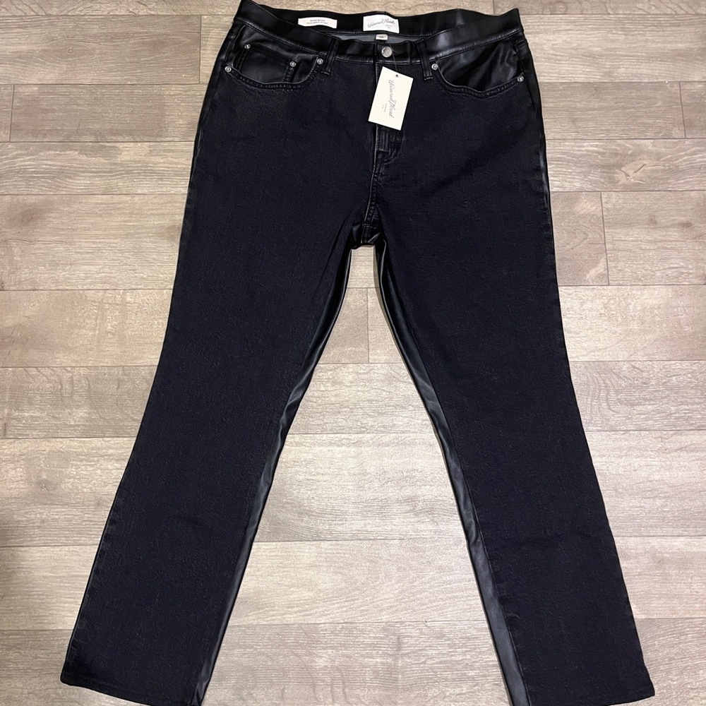 Universal Thread Women's Mid-Rise 80's Slim Fit Jeans Black Size 14